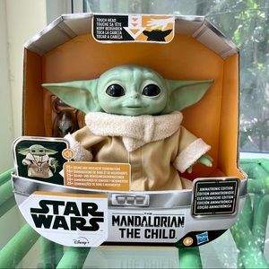 Baby Yoda Animatronic Edition- New in Box